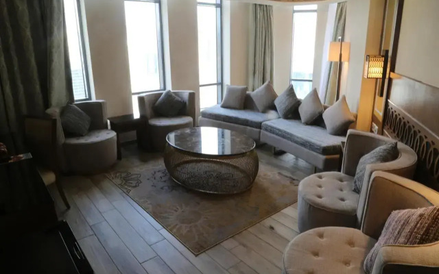 Violet Al Azizia Hotel
