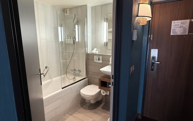 Holiday Inn Paris - Montmartre by IHG