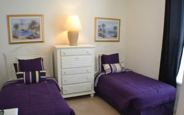 Windsor Palms 03uv