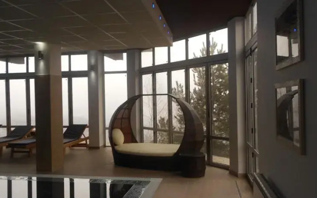 Hotel Milmari Resort