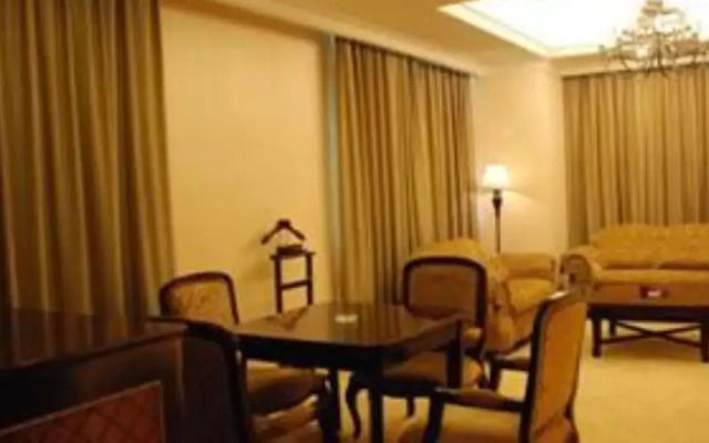 Foshan Sanshui ShiHuang Garden Hotel