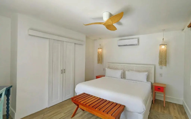 Tortuga Lodge