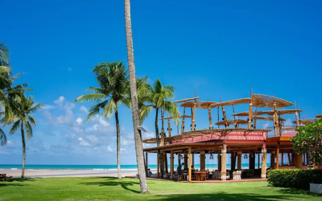 Apsara Beachfront Resort Hotel and Villa 