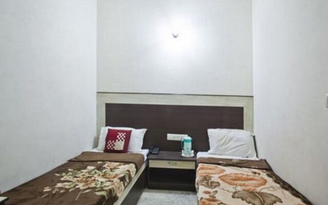 Hotel Jai Hind & Restaurant
