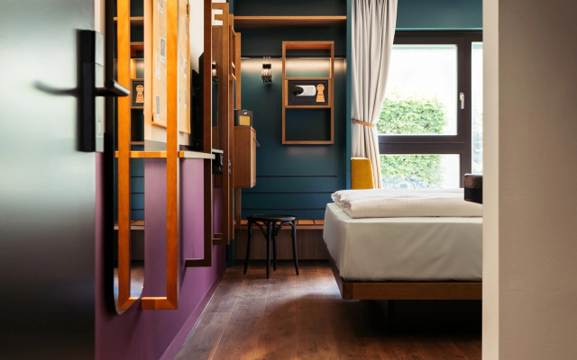 Hotel Schani UNO City