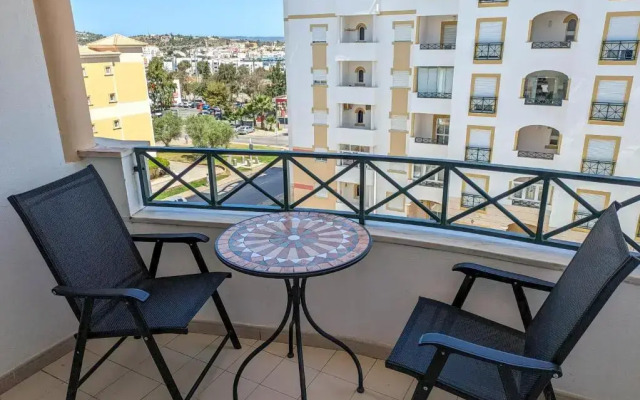 Two Bedroom Apartment — 110m2, AC, Terrace, Wi-Fi