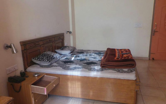 OYO 22492 Hotel Kempty Residency