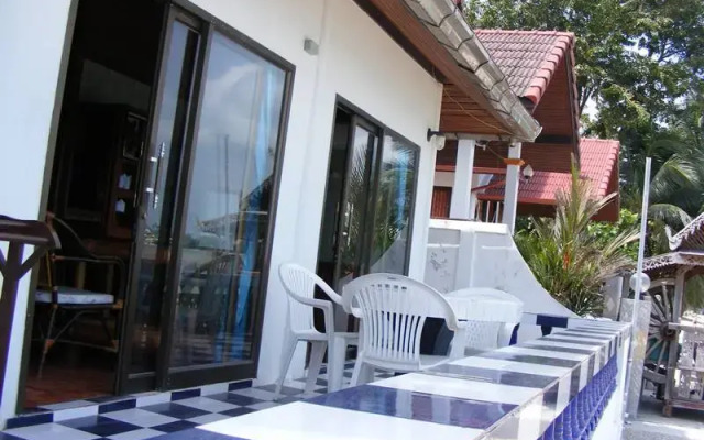 Bangrak Samui Beach Resort