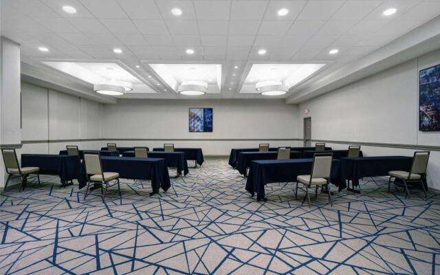 Embassy Suites by Hilton Detroit Livonia Novi