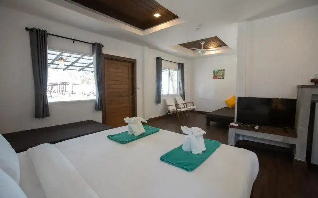 Southern Lanta Resort Hotel