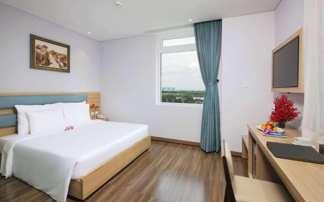 Adora Mira Hotel