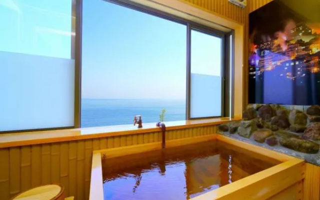 Japanese-Western-Style with Semi-Open-Air Bath room 사진 4
