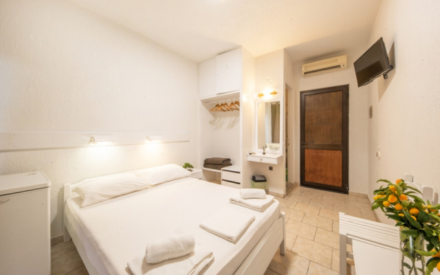 Le Mirage Hotel