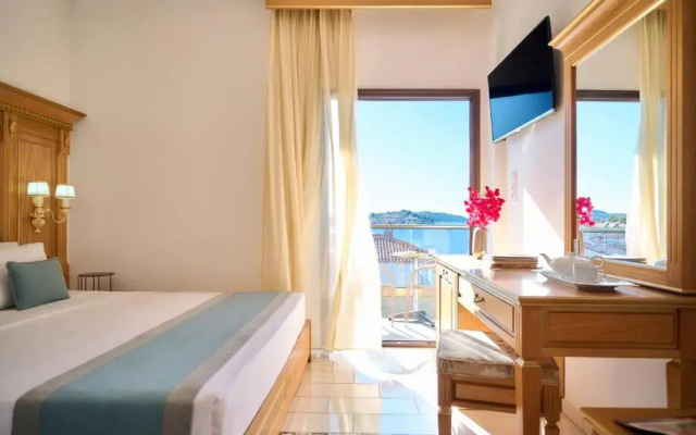 Evlogia Hotel Seafront & Annex by Greek Pride