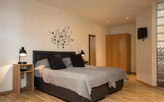 Hotel Fron