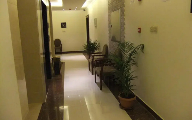 Armada Palace 1