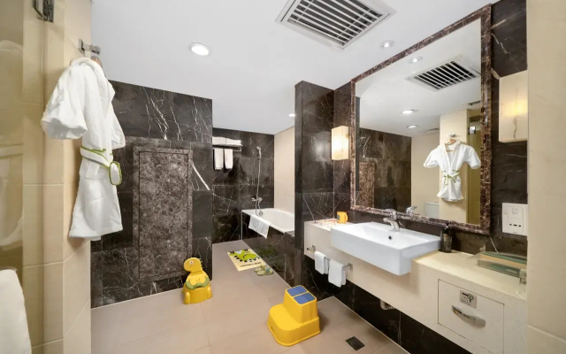 Wanda Holiday Hotel
