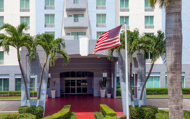 Holiday Inn Miami-Doral Area, an IHG Hotel