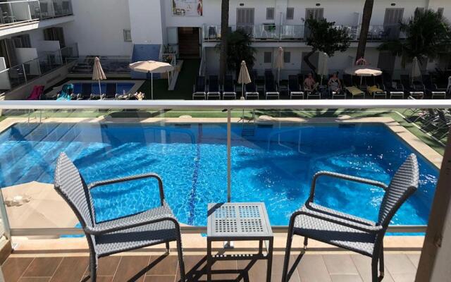 Eix Alcudia Hotel - Adults Only