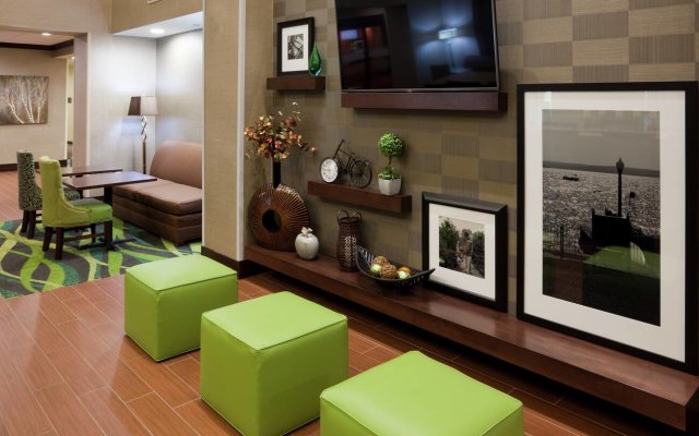 La Quinta Inn & Suites by Wyndham Minneapolis-Minnetonka