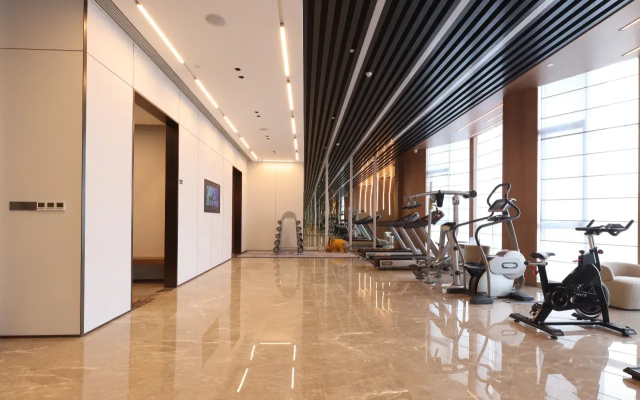 DeRUCCI Hotel (DongGuan BinJiang Stadium Station)