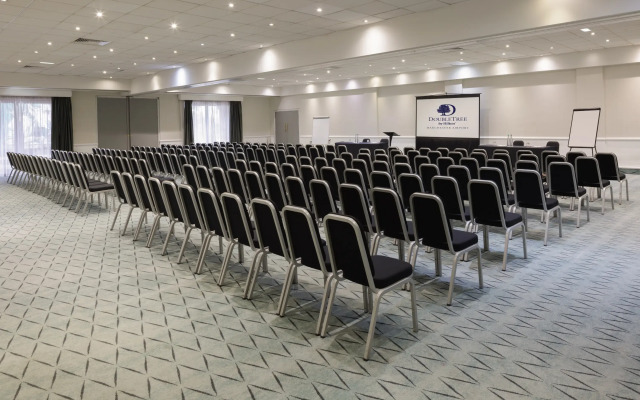 DoubleTree by Hilton Manchester Airport