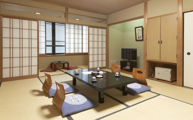 Japanese-Style (10 Tatami Mats) room 사진 1