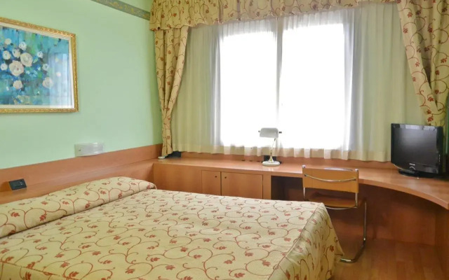 Hotel Melas