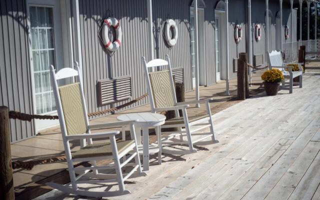 Fulton Steamboat Inn