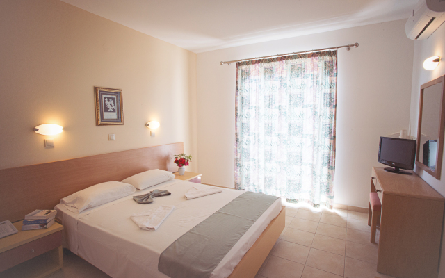 Meliton Hotel