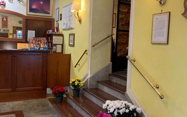 Stromboli Hotel