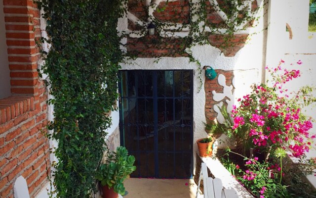 Casa Zuniga Bed and Breakfast