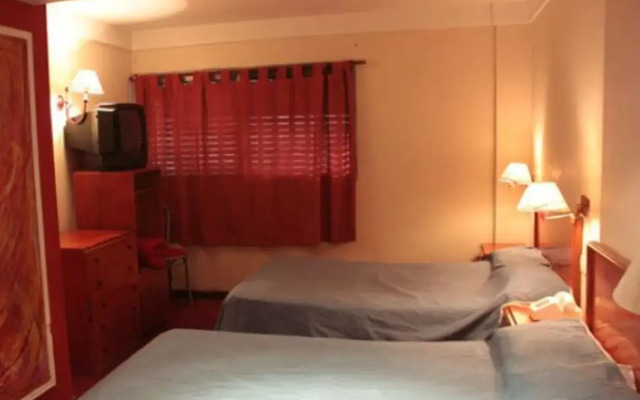 Hotel Puerto Bandera