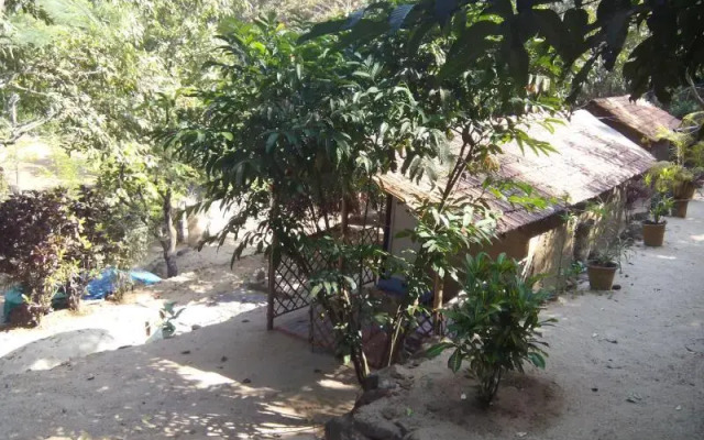 Sevas Huts And Cabanas