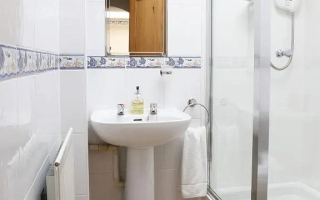Abbotsford Guest House
