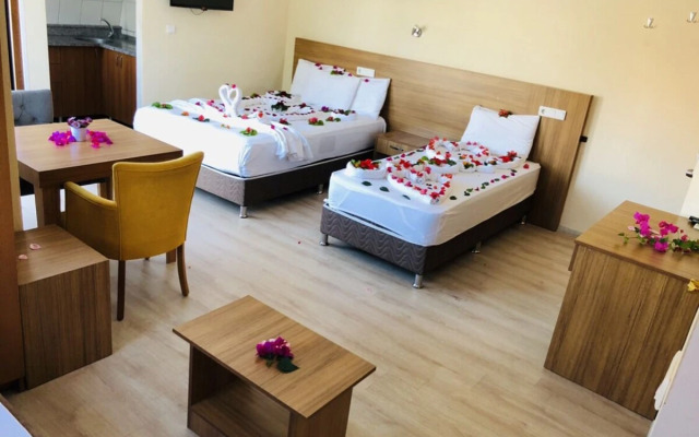 Castello Hotel & Aparts