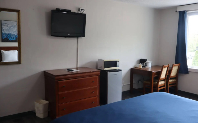 Town Centre Inn - Parry Sound Hotel