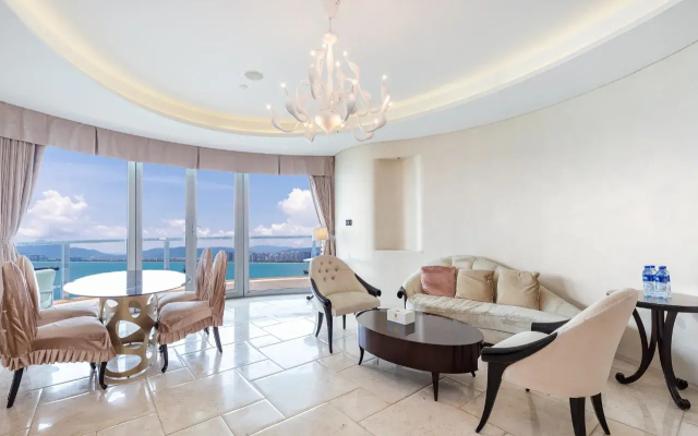 Phoenix Island Supreme Seaview Holiday Hotel