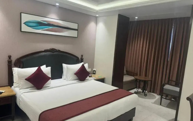 Hotel Suba Palace