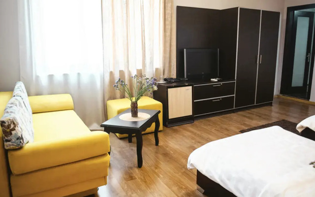 Eagle Hotel