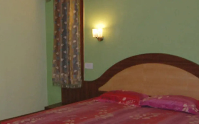 Hotel Dhami Retreat