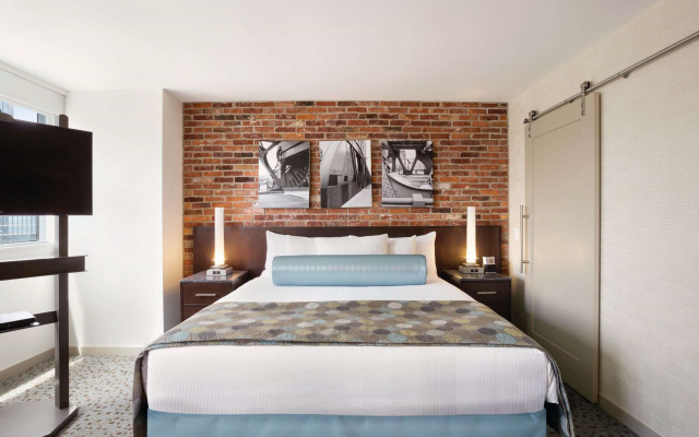 The Royal Sonesta Chicago Downtown