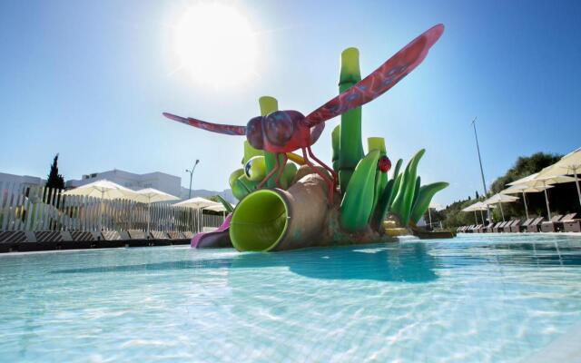 MarSenses Ferrera Blanca Hotel Family