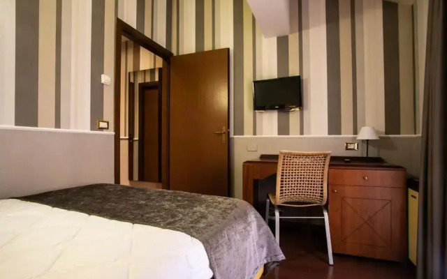 Astor Hotel