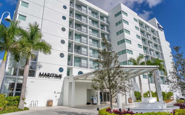 Maritime Hotel Fort Lauderdale Cruise Port