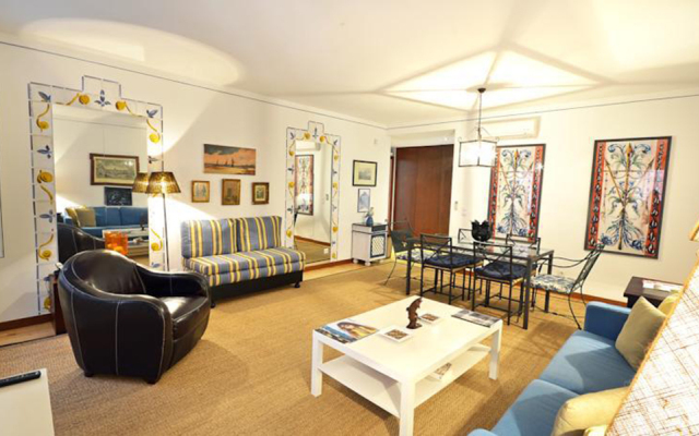 Alfama Modern Two-Bedroom Apartment w/ River View and Parking - by LU Holidays