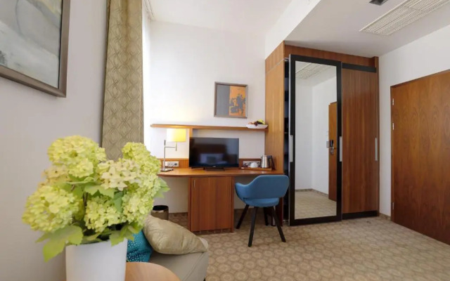 Hotel Silenzio