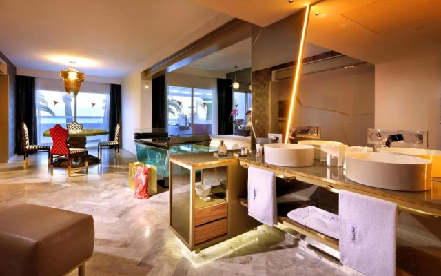 Ushuaïa Ibiza Beach Hotel - Adults Only