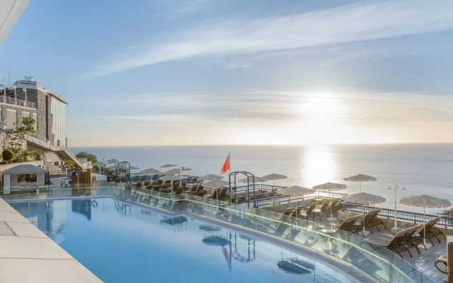 Apartments at Cala Blanca