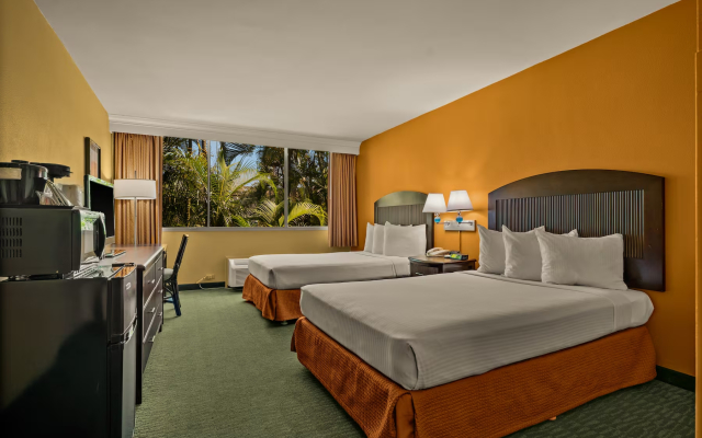 Airport Honolulu Hotel, Trademark Collection by Wyndham